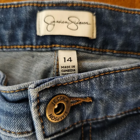 Jessica Simpson High-Rise Skinny Jeans - Picture 4 of 6